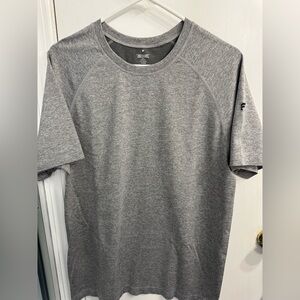 Men’s Fabletics Heather Grey Training Day Tee
